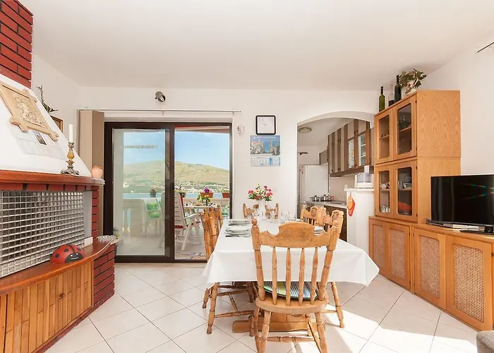 Apartment Natasa Trogir